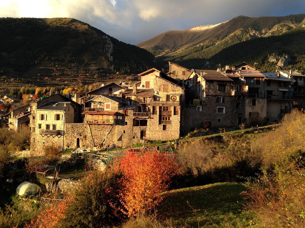 Les Chambres Du Presbytere Du Val Valdeblore Buitenkant foto
